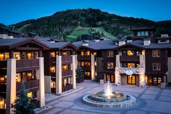 Chateaux Deer Valley Mountain Package